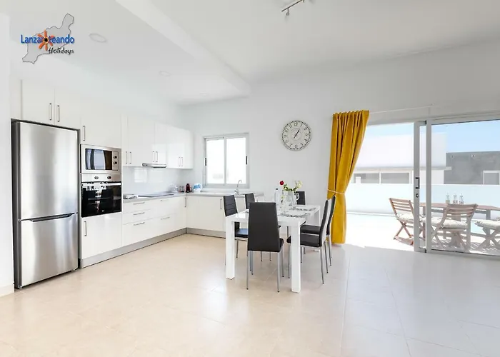 Filippa بلايا بلانكا